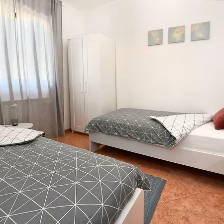 Luna בית נופש